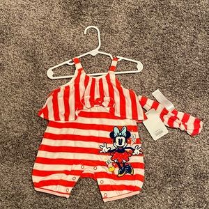NWT Disney baby outfit 0-3 months
